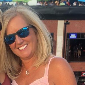 Meet your Posher, Candyce